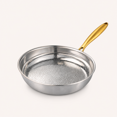 Poêle essentielle en titane Pro
